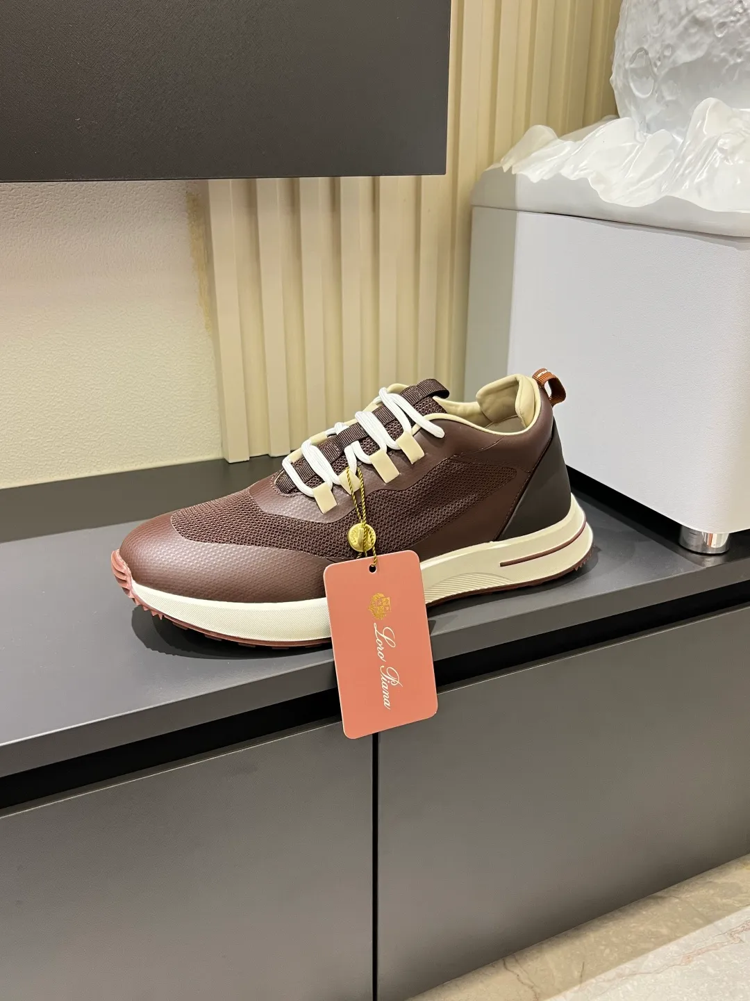 Men's men's shoes 💰p480 Loro men's shoes 💰piana niche classic jogging shoes, men's lace-up casual shoes and sneakers, high-quality lightweight and comfortable fabrics, suitable for outdoor leisure, the color scheme is young and energetic, and it looks great with sportswear or casual suits! Size: 38-44 (45 customized)